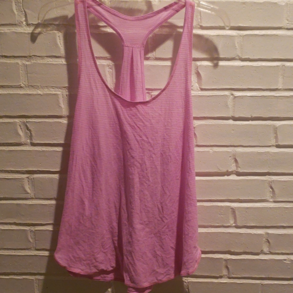 NWOT pink Lululemon tank. Size 8.